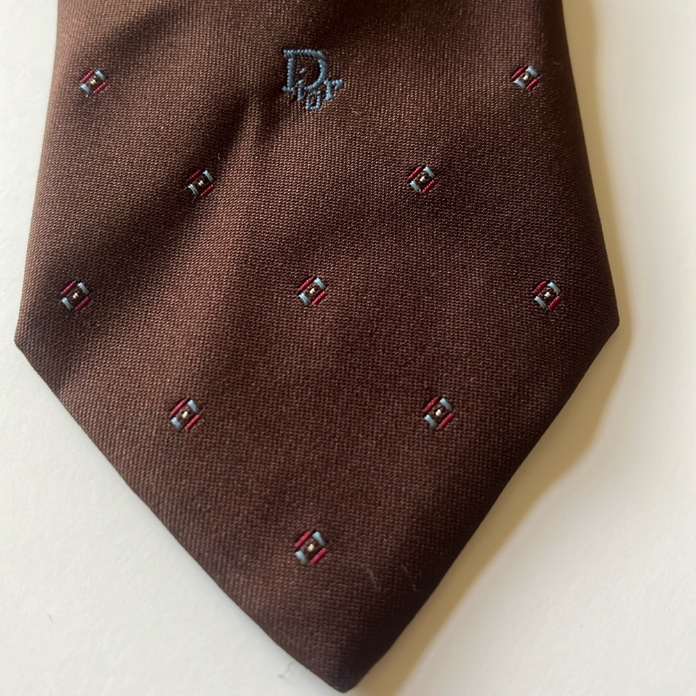Christian Dior Brown NeckTie with Blue Emblem and Blue, Red & Gold Design - Picture 2 of 6